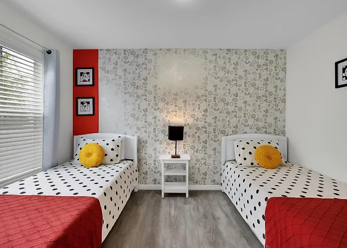 Remarkable Cozy 4Bed-3Ba Townhouse