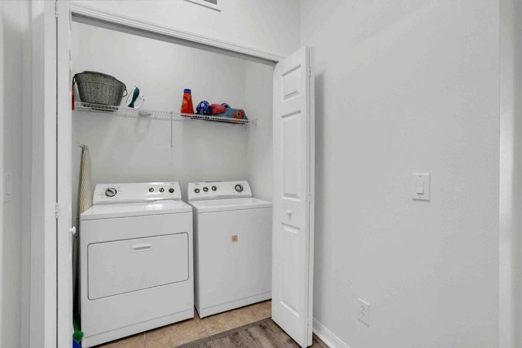 Remarkable Cozy 4bed-3ba Townhouse Kissimmee